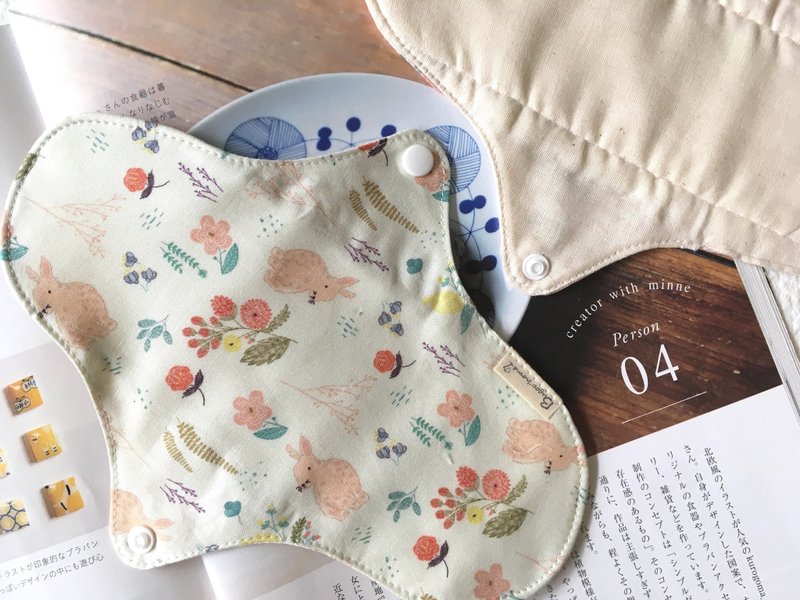 森林系兔子 布卫生棉 单入 - 其他 - 棉．麻 白色