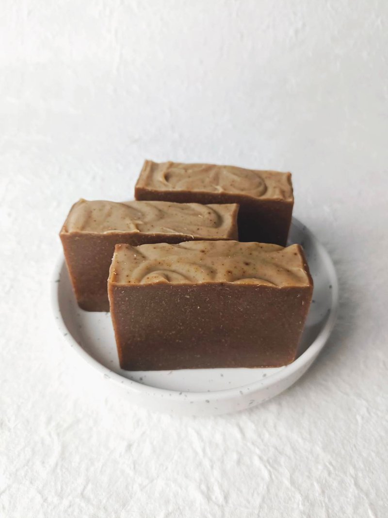 Sesame Oil Soap - 肥皂/手工皂 - 其他材质 咖啡色