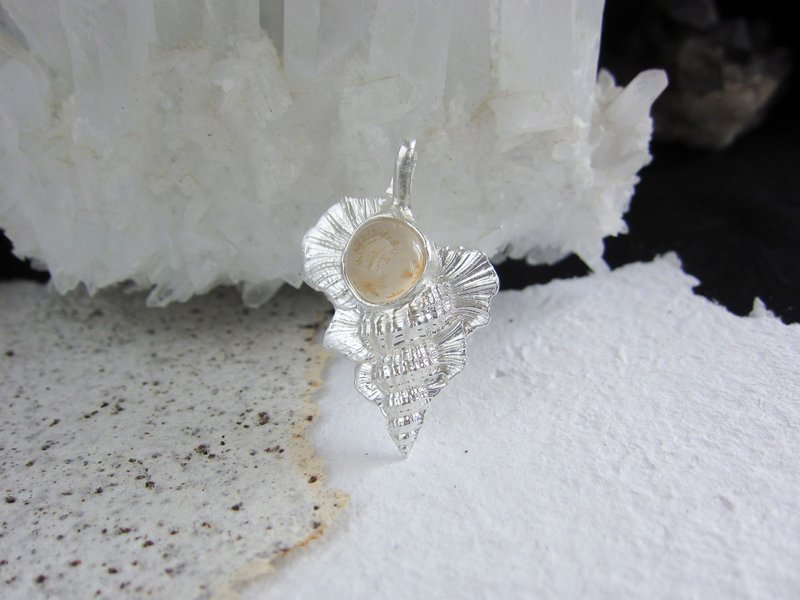 海螺 双面可戴 海洋玉髓聚宝盆配链吊坠 - 吊饰 - 纯银 银色