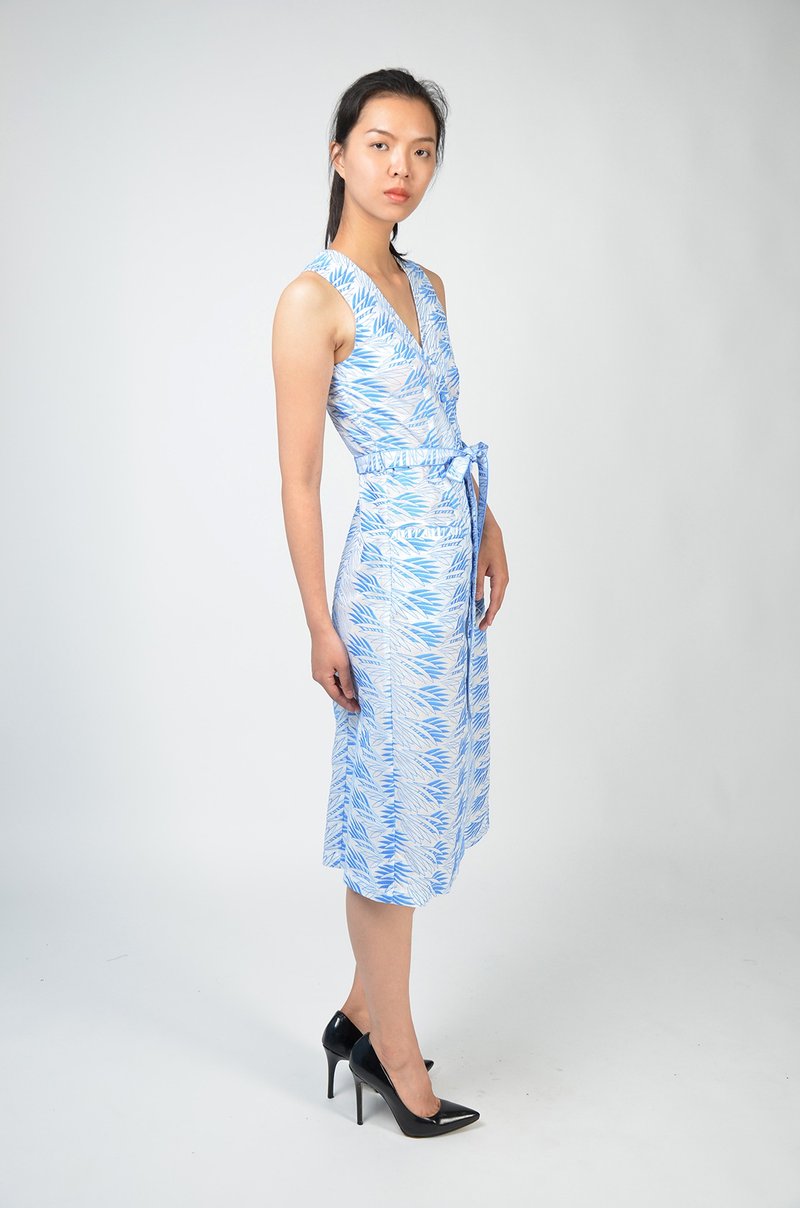 腰部绑带刺绣外套 - 女装休闲/机能外套 - 绣线 