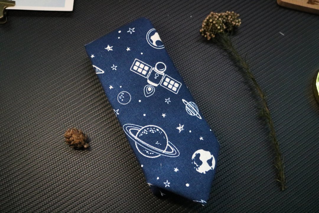 宇宙星球图案领带休闲百搭necktie - 领带/领带夹 - 棉 多色