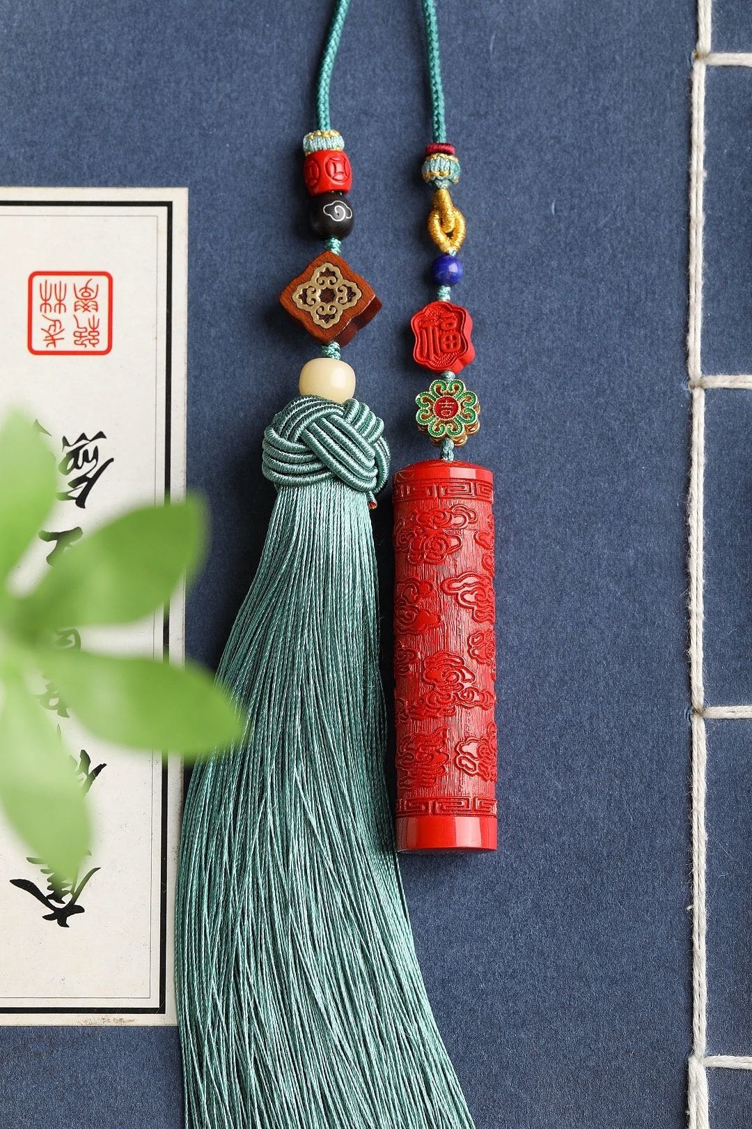 天然原矿朱砂精品红砂祥云柱嘎乌瓶 车挂万能挂 精品原创 - 钥匙链/钥匙包 - 宝石 