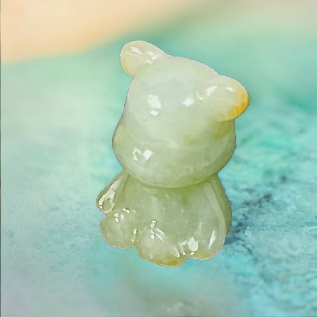 【熊熊玉见你】冰绿飘黄花小熊摆饰 | 天然缅甸玉翡翠A货 | 送礼 - 摆饰 - 玉石 绿色