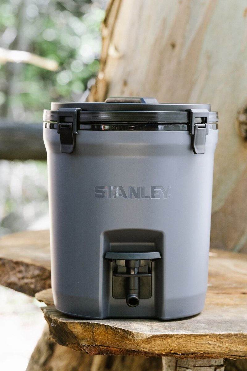 STANLEY 冒险系列 Water Jug 保温冷饮桶 7.5L /曜石灰 - 保温瓶/保温杯 - 其他材质 多色