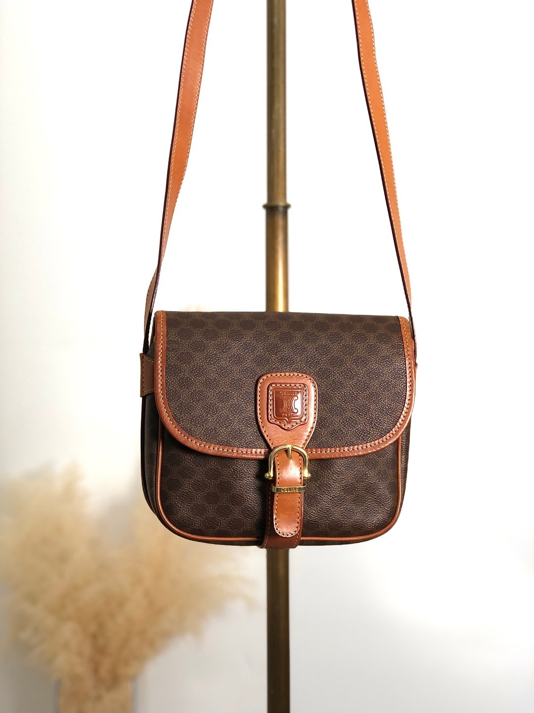【 日本直送 名牌中古包 】CELINE  સેલિન マカダム 侧背包 棕色 标志 前扣 PVC皮革 vintage i8u6ez - 侧背包/斜挎包 - 防水材质 咖啡色