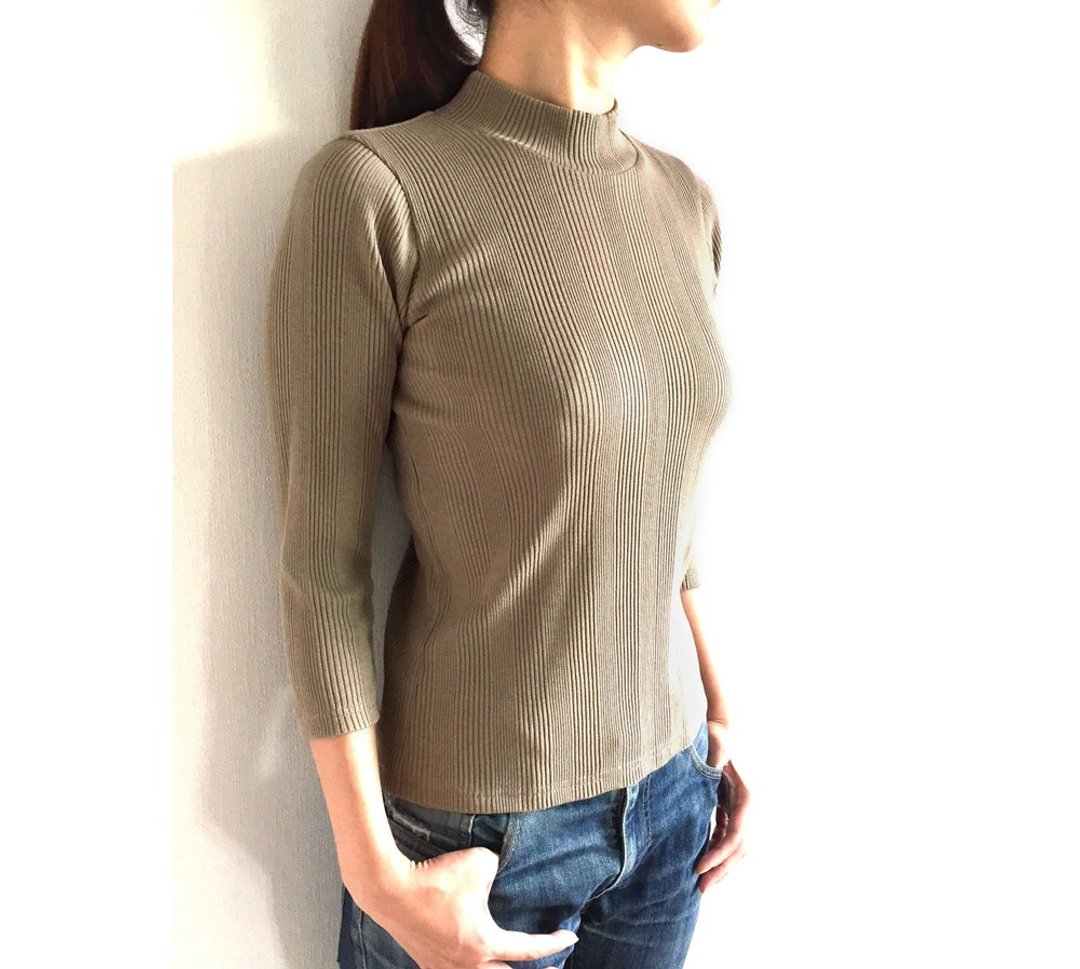 剪裁讲究 大人的多用途高领 T-shirt 灰栗色【备有各种尺寸】 - 女装 T 恤 - 棉 咖啡色