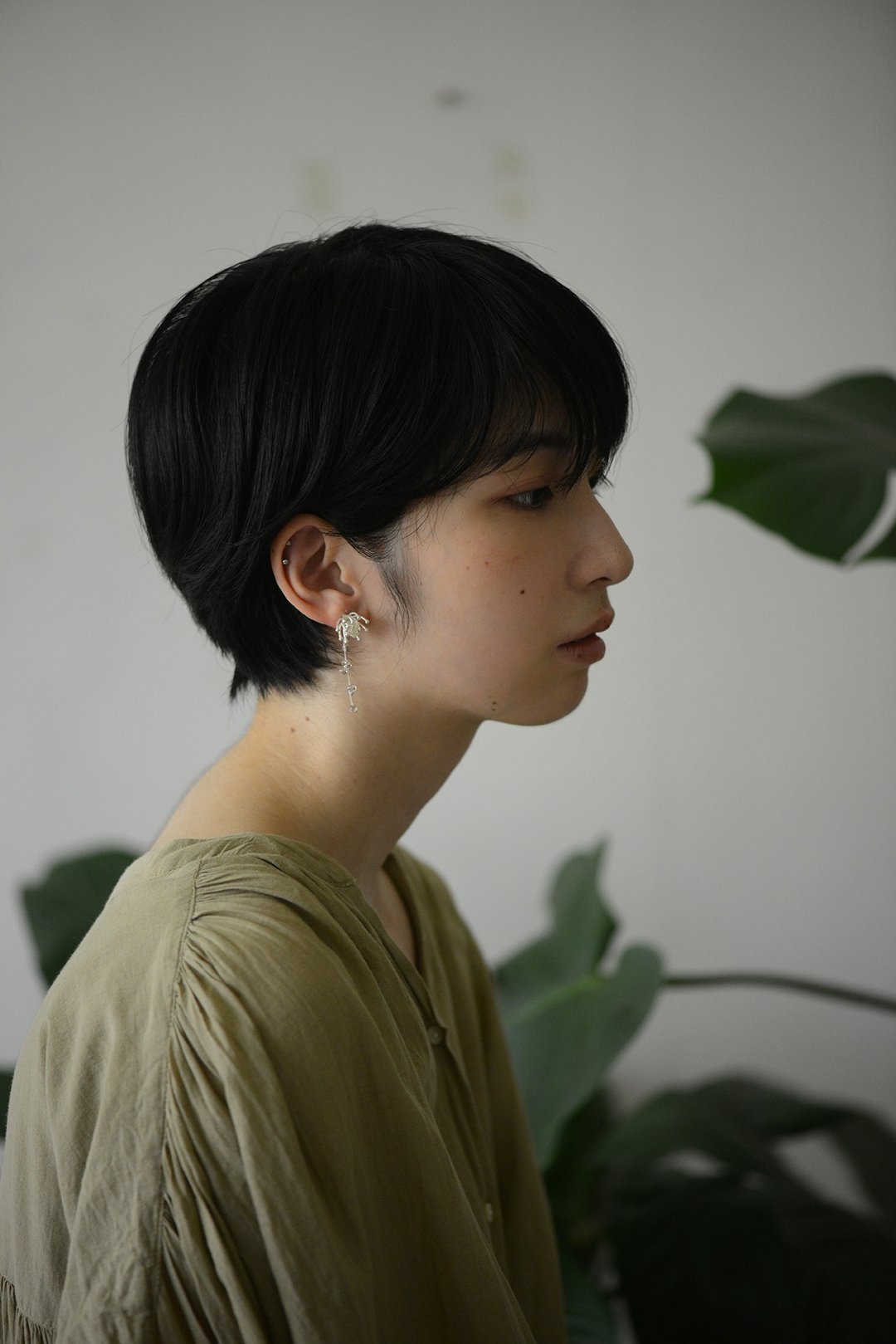 雾银穗花_手工编织琉璃珠 - 耳环/耳夹 - 铜/黄铜 银色