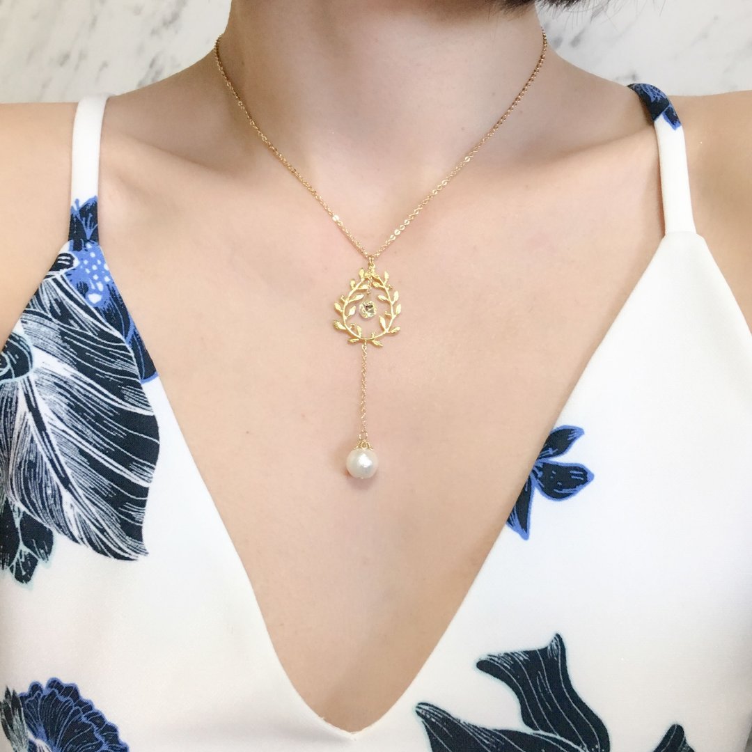 Gold Mistletoe Y-necklace waiting for your kiss under the tree SV136G - 项链 - 其他金属 金色
