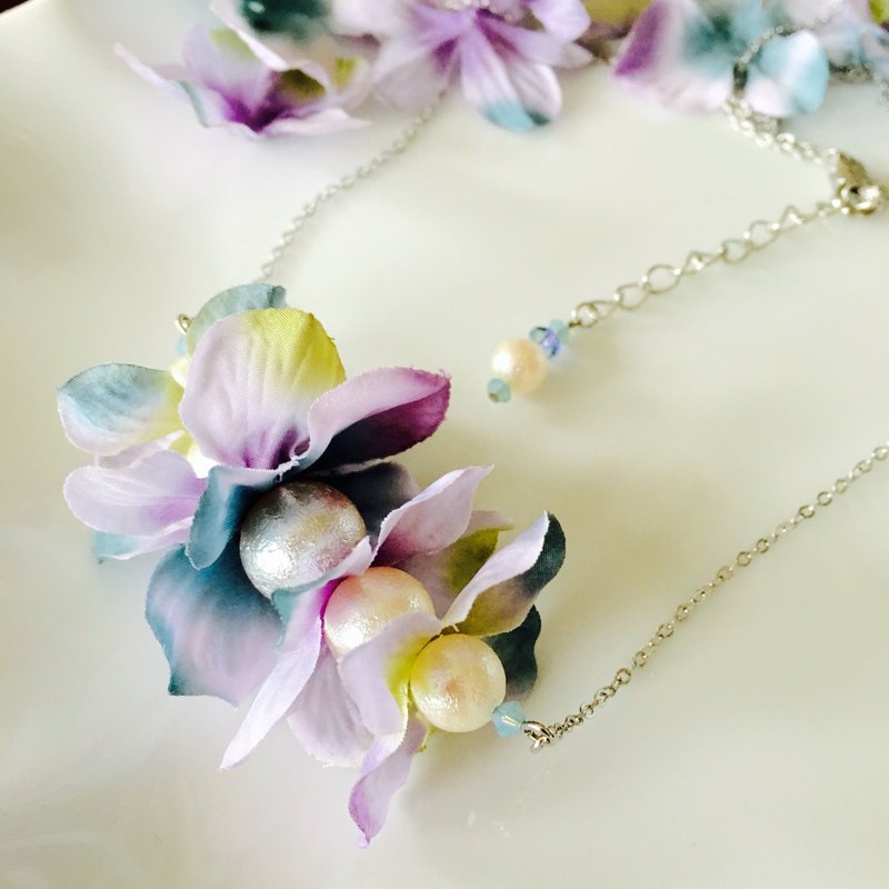 Hydrangea Necklace - 项链 - 塑料 紫色