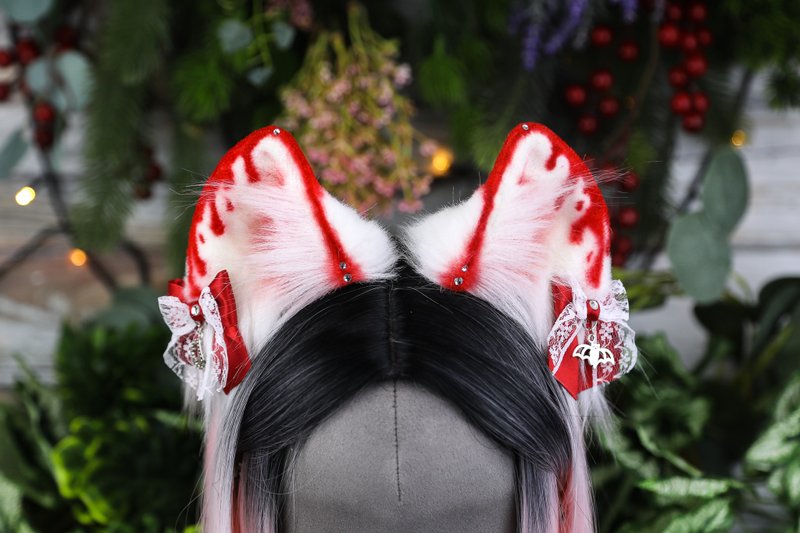 Vampire Fox Ears Faux Fur Ears - 发饰 - 其他人造纤维 红色