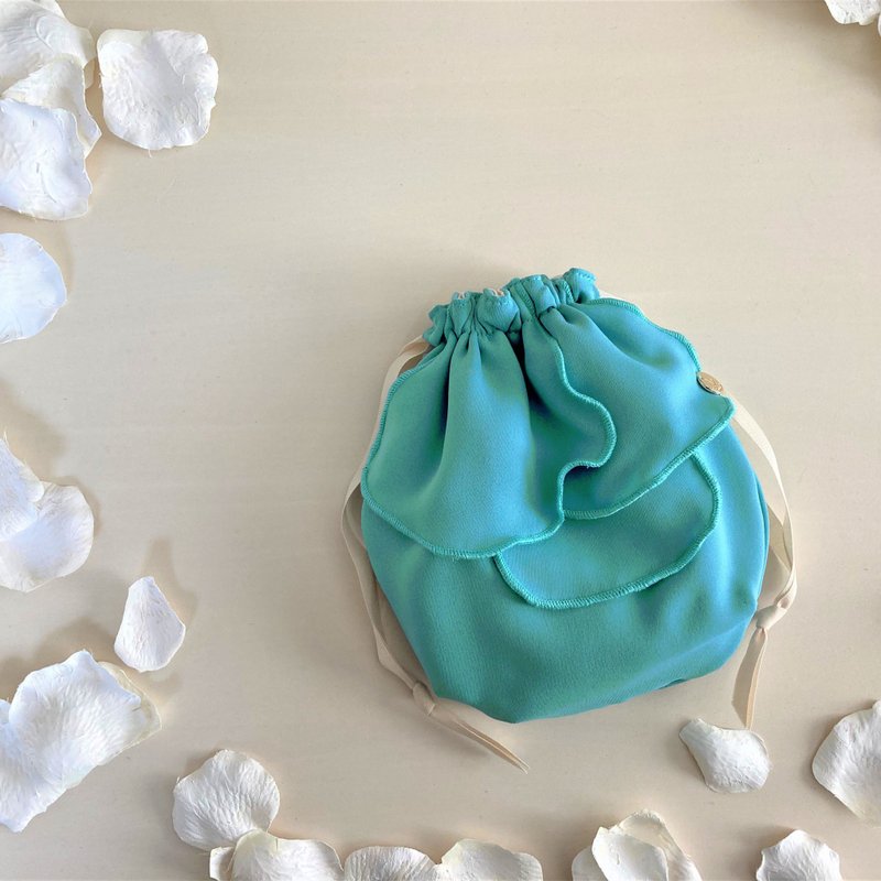 Powdery Double Cloth Petal Drawstring Pouch Mint Green - 化妆包/杂物包 - 其他材质 绿色