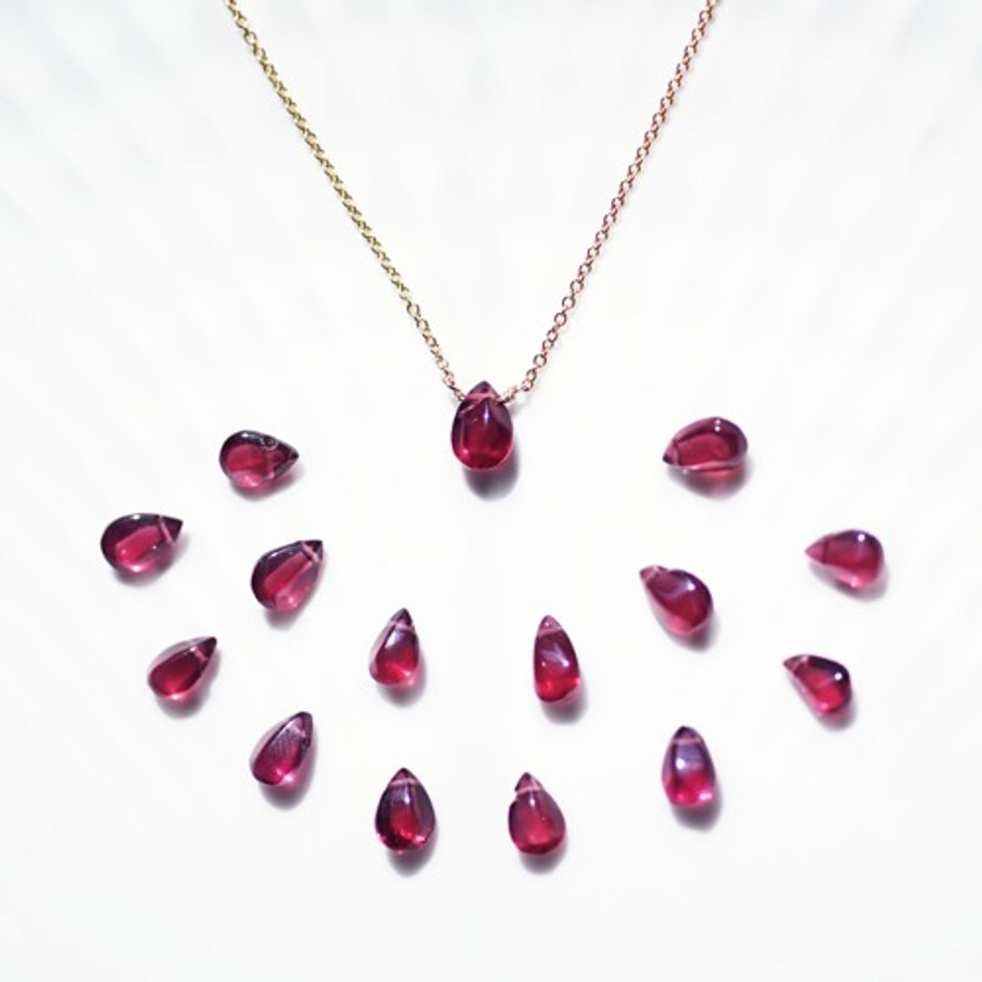 ☆ Rhodolite garnet bud cut necklace ~ Edla - 项链 - 宝石 