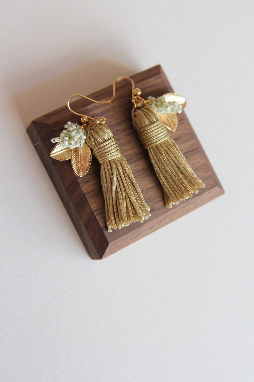 耳环 饰品 配件饰品 首饰 花耳环 花办耳环 珍珠耳环 木棉珠 干花耳环 粉色系列 复古系 少女风 日系作品 仙女饰品 - 耳环/耳夹 - 丝．绢 金色