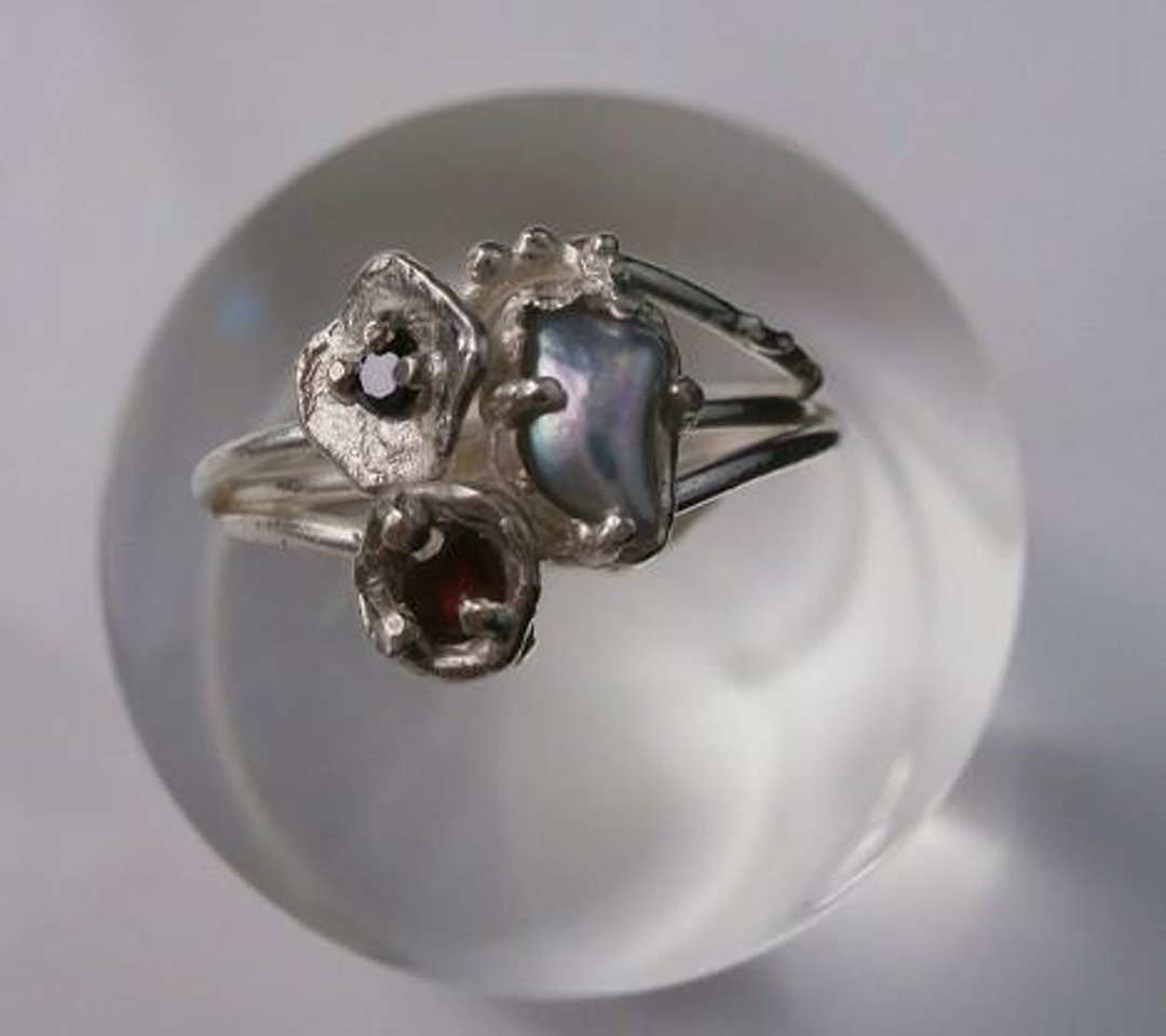 Silver Ring of Pearl - 戒指 - 宝石 卡其色