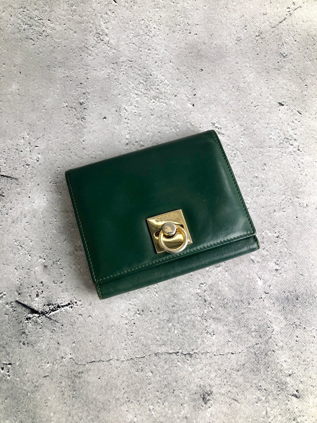 【 日本直送 名牌中古包 】CELINE  સેલિન 钱包 绿色  ગનચીની 皮革 三折 vintage 古着 4cifcs - 皮夹/钱包 - 真皮 绿色