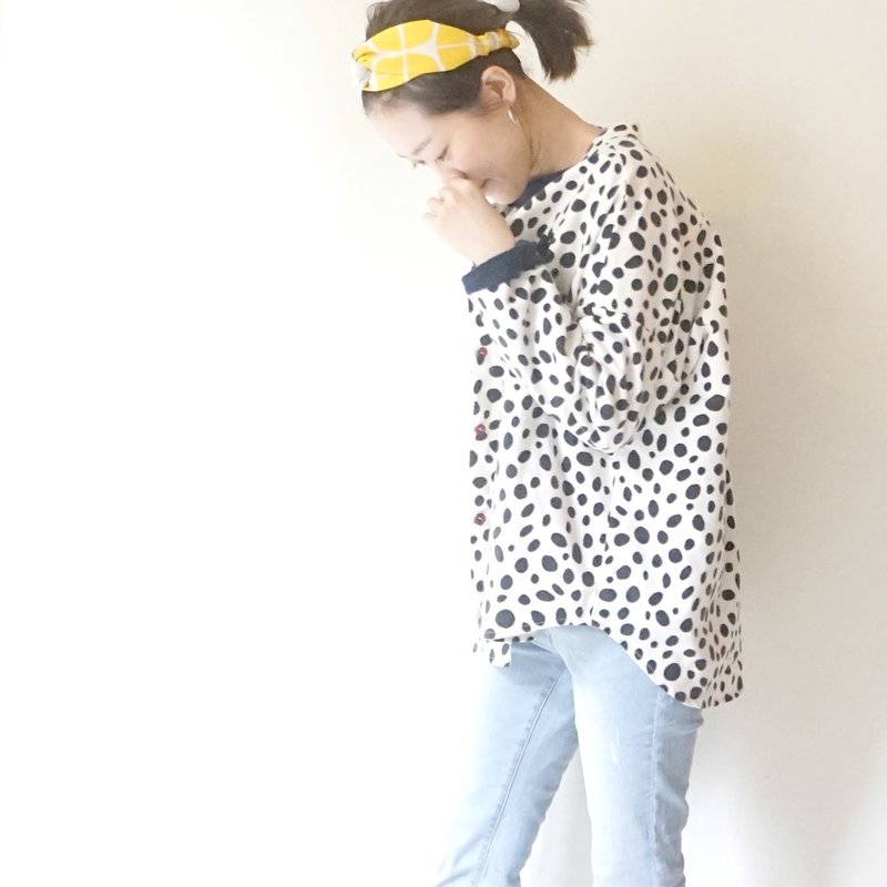 Yinke选布 乳牛小猫厚棉微刷毛无领小口袋衬衫 - 女装衬衫 - 棉．麻 银色