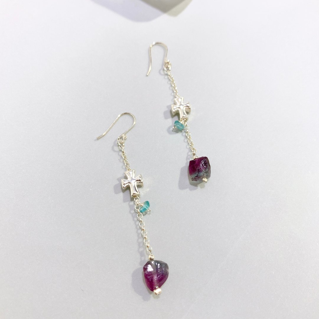 Ops  Silver earrings-磷灰石/萤石/十字架/长耳环/纯银/耳环 - 耳环/耳夹 - 宝石 多色