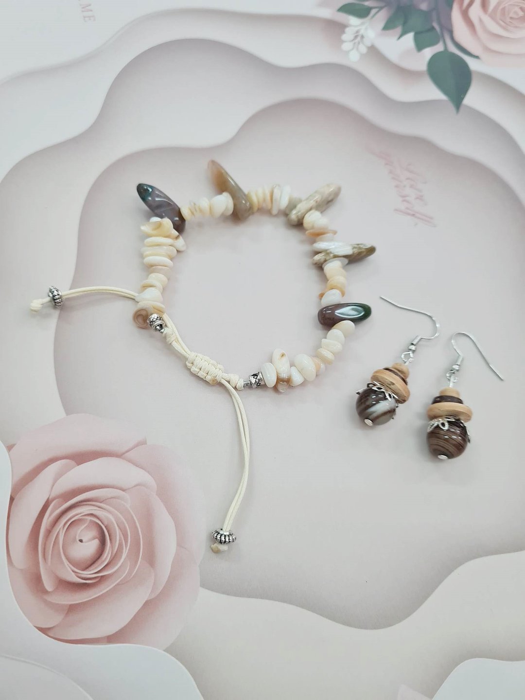 (Set 2 in 1) Brown Agate Earrings and Freeform Brown Agate Stone Bracelet - 耳环/耳夹 - 石头 咖啡色