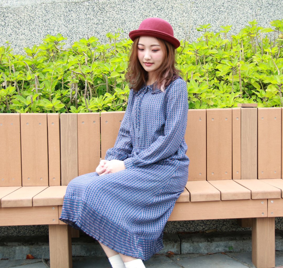 Back to Green::丝质洋装 秘密方格 百折领  vintage dress (OPD-05) - 洋装/连衣裙 - 丝．绢 透明