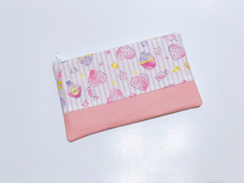扁平笔袋、收纳袋 Love甜点 可免费绣字 - 铅笔盒/笔袋 - 棉．麻 粉红色