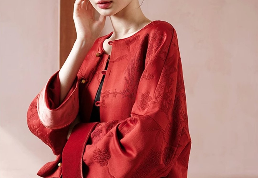新中式复古中国风 盘扣提花高端贵气短外套 - 女装上衣 - 丝．绢 红色