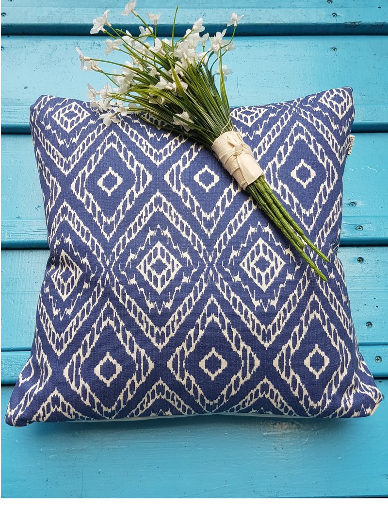 北欧款式特色民族风格蓝色几何图案抱枕靠枕靠垫枕套 - 枕头/抱枕 - 棉．麻 蓝色