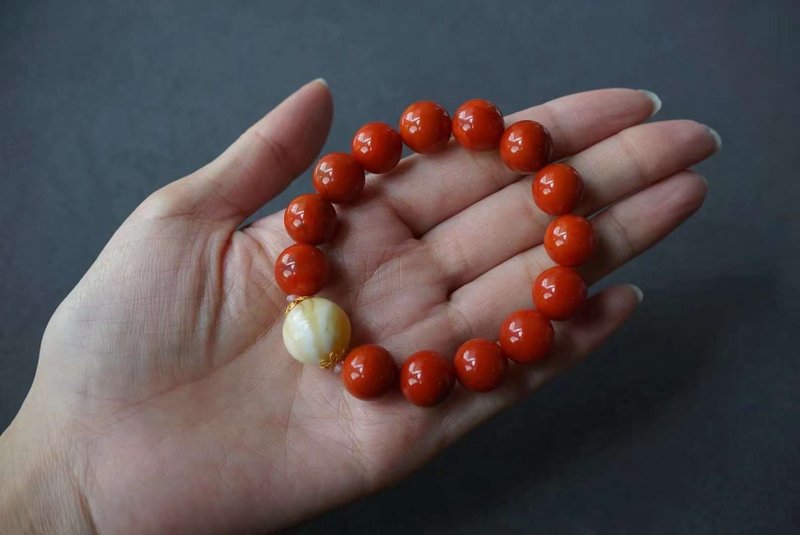 赤玉 精品。原矿川料南红。生命灵数1 - 手链/手环 - 宝石 