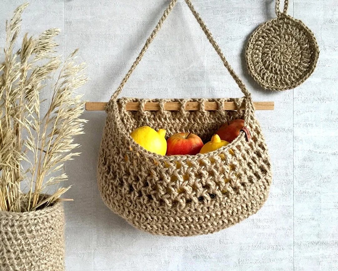 Wall Hanging Basket Boho Jute Fruit Basket Zero Waste Eco-friendly Home Storage - 调味罐/酱料瓶 - 环保材料 金色