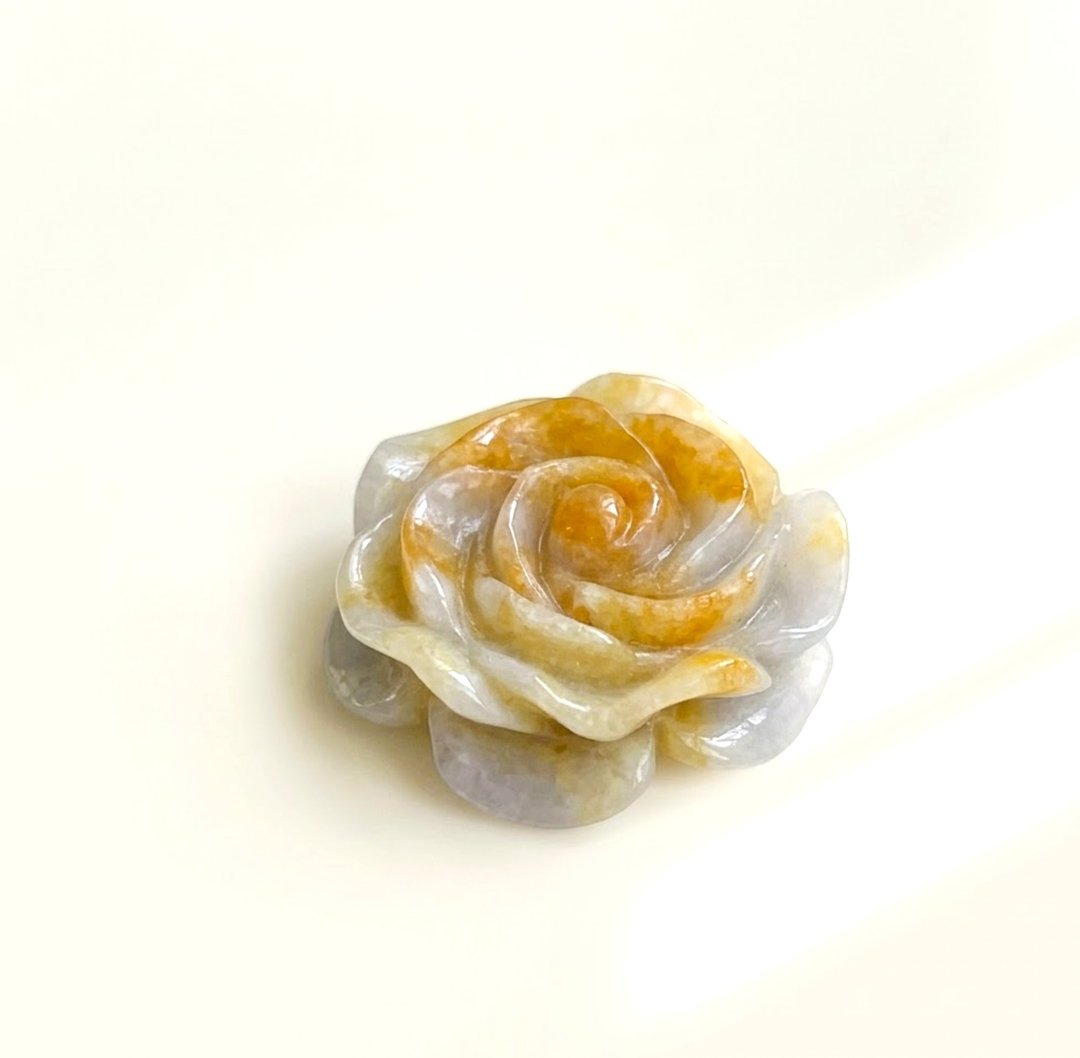 【似玉如花】飘黄翡翡翠牡丹花项链 | 天然缅甸玉A货翡翠 | 送礼 - 项链 - 玉石 多色