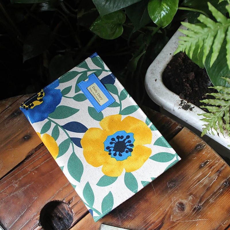 Chuyu A5/25K 花布单笔插书衣/书套/书皮 - 书衣/书套 - 其他材质 多色