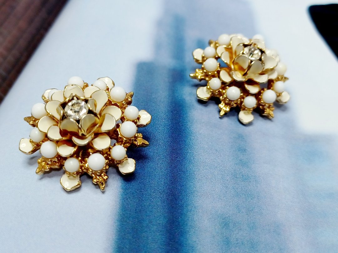 vintage jewelry  古董立体珐琅花夹式耳环 - 耳环/耳夹 - 其他金属 
