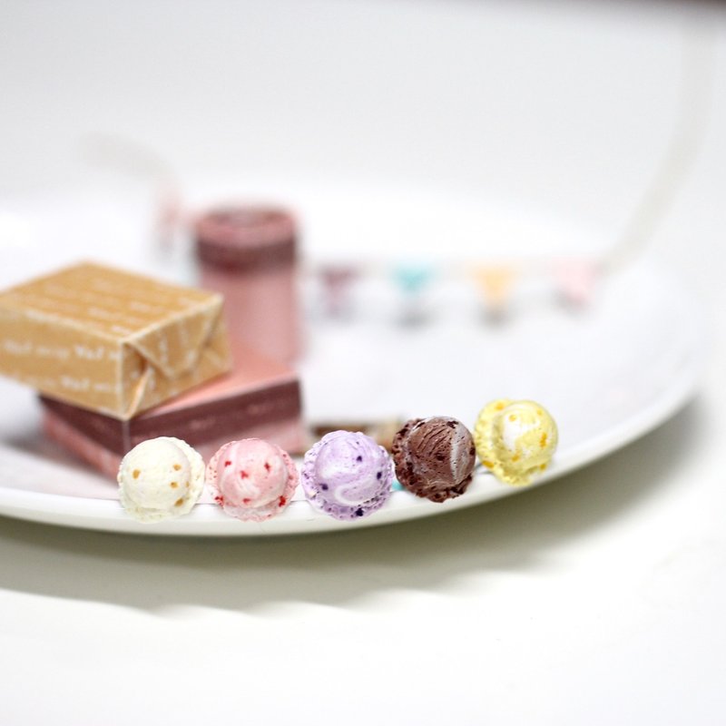 袖珍清凉冰淇淋耳环套组 Miniature Ice Cream Earring Set - 耳环/耳夹 - 粘土 多色