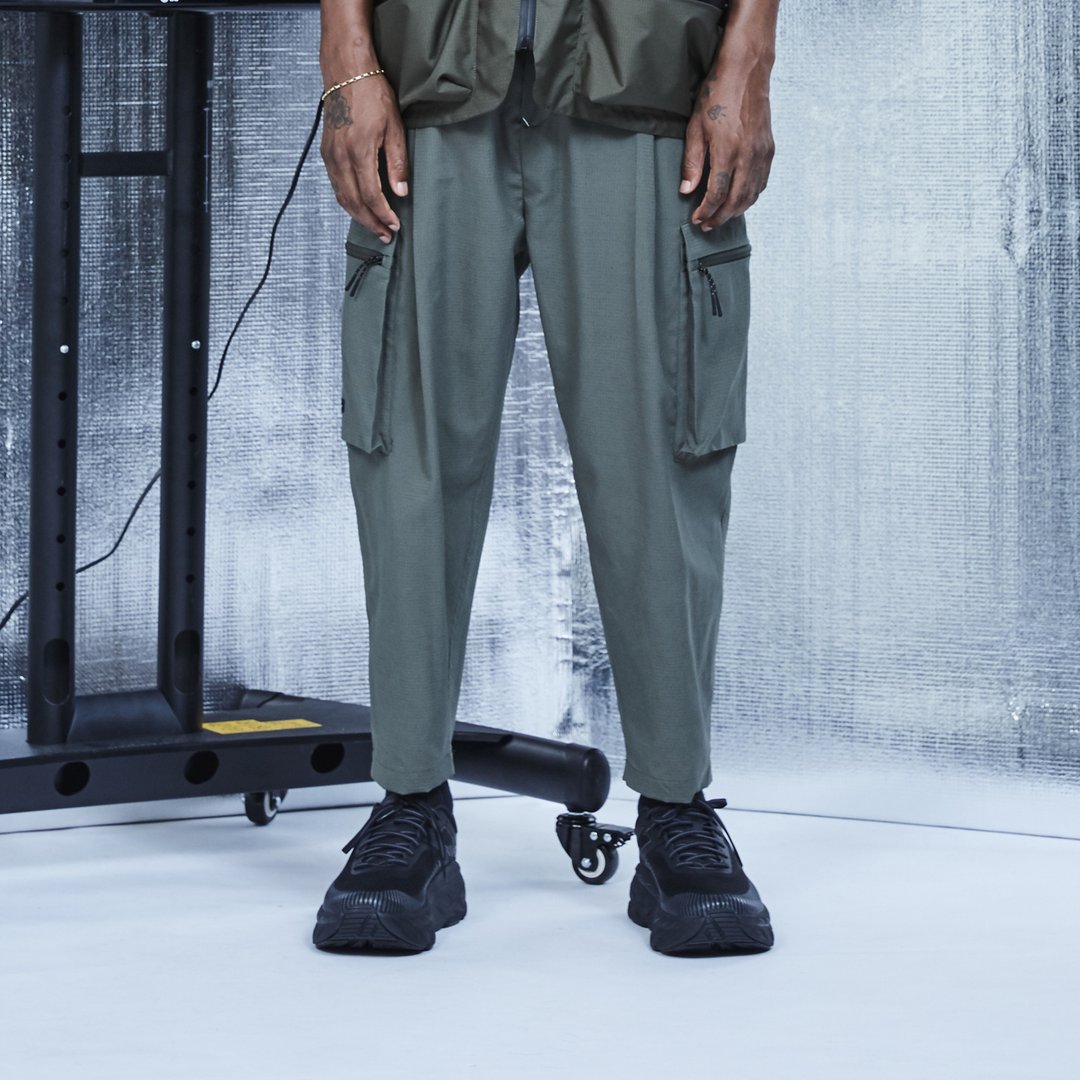 DYCTEAM - (DIST.) - See-Through Wide tapered Cropped pants - 男士长裤 - 其他材质 绿色