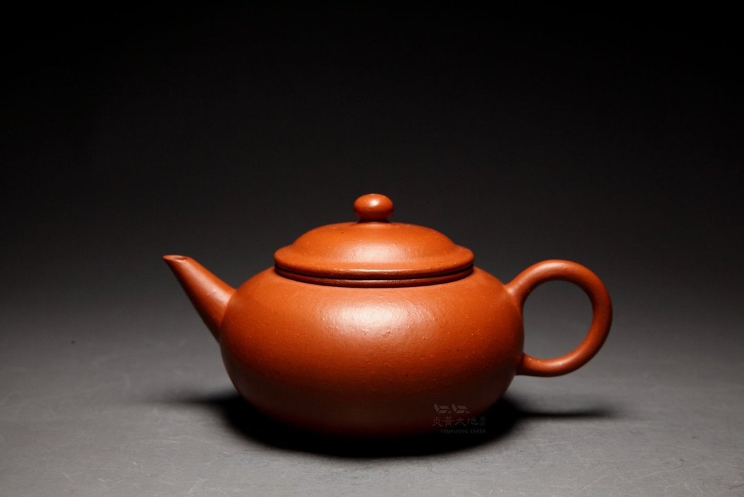 【贡局水平15】 龙山堂 古法纯手工 摹古系列 小煤窑老朱泥150cc - 茶具/茶杯 - 陶 红色