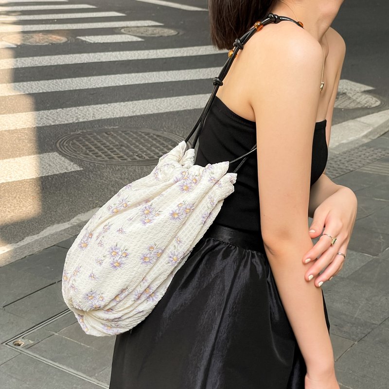 烟花包 碎花泡泡纱托特包 甜辣印花 - 侧背包/斜挎包 - 棉．麻 