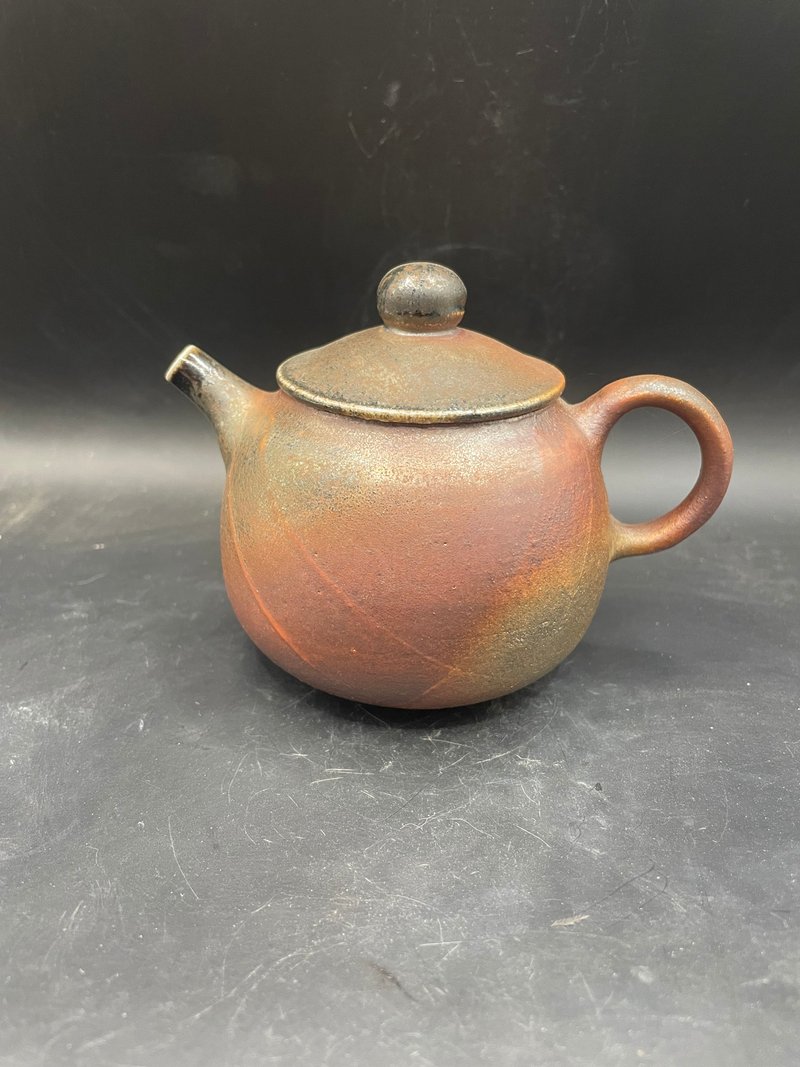 柴烧火痕结晶壶 - 茶具/茶杯 - 陶 咖啡色