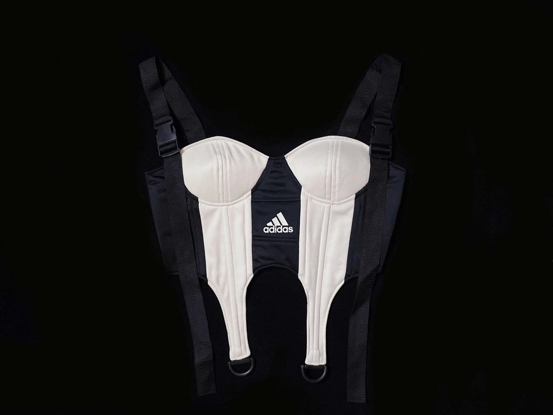 REGETHER 古着改制 sportswear 罩杯式绑带马甲-adidas - 女装背心 - 尼龙 黑色