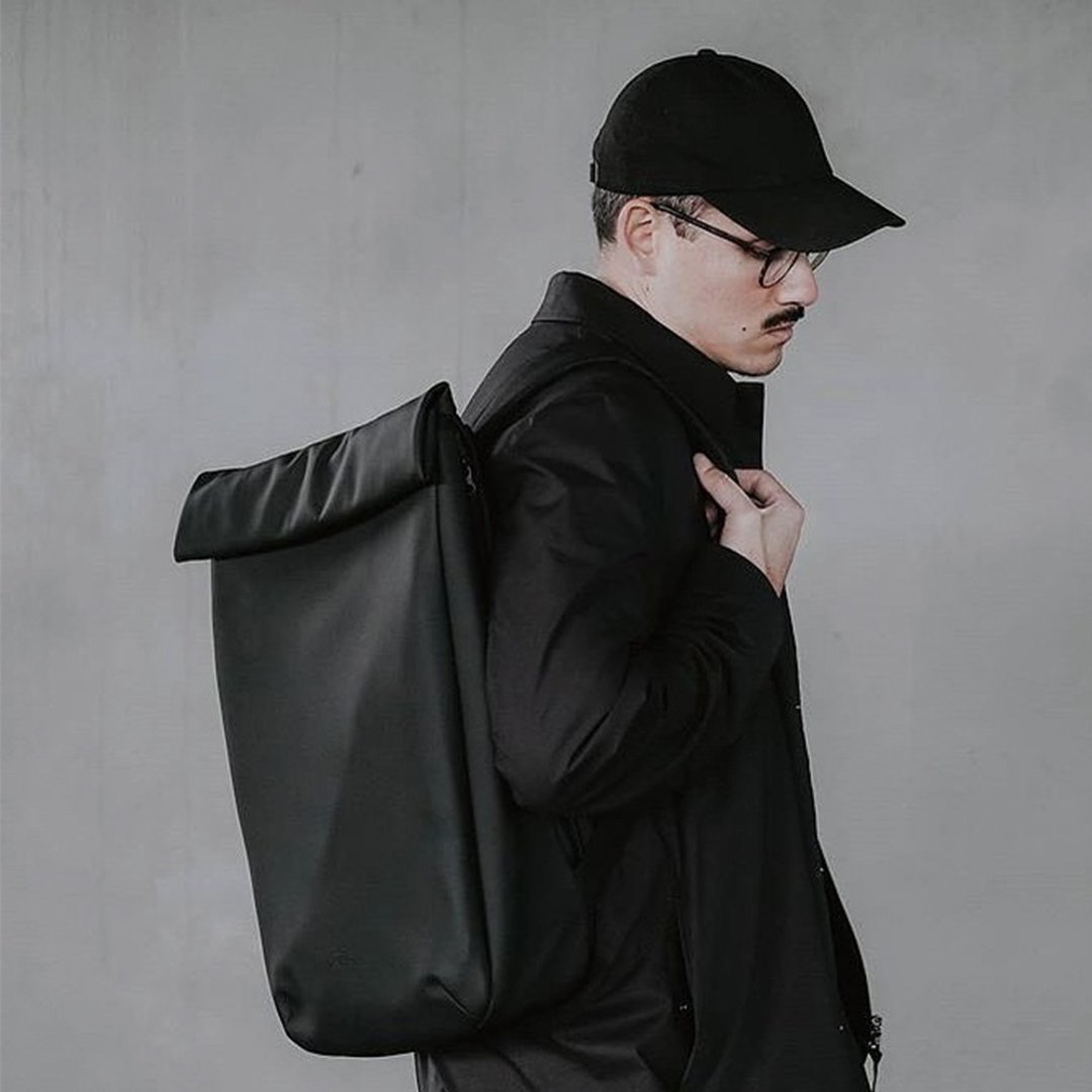 Kito Medium Lotus系列后背包M (黑色) - 后背包/双肩包 - 环保材料 黑色