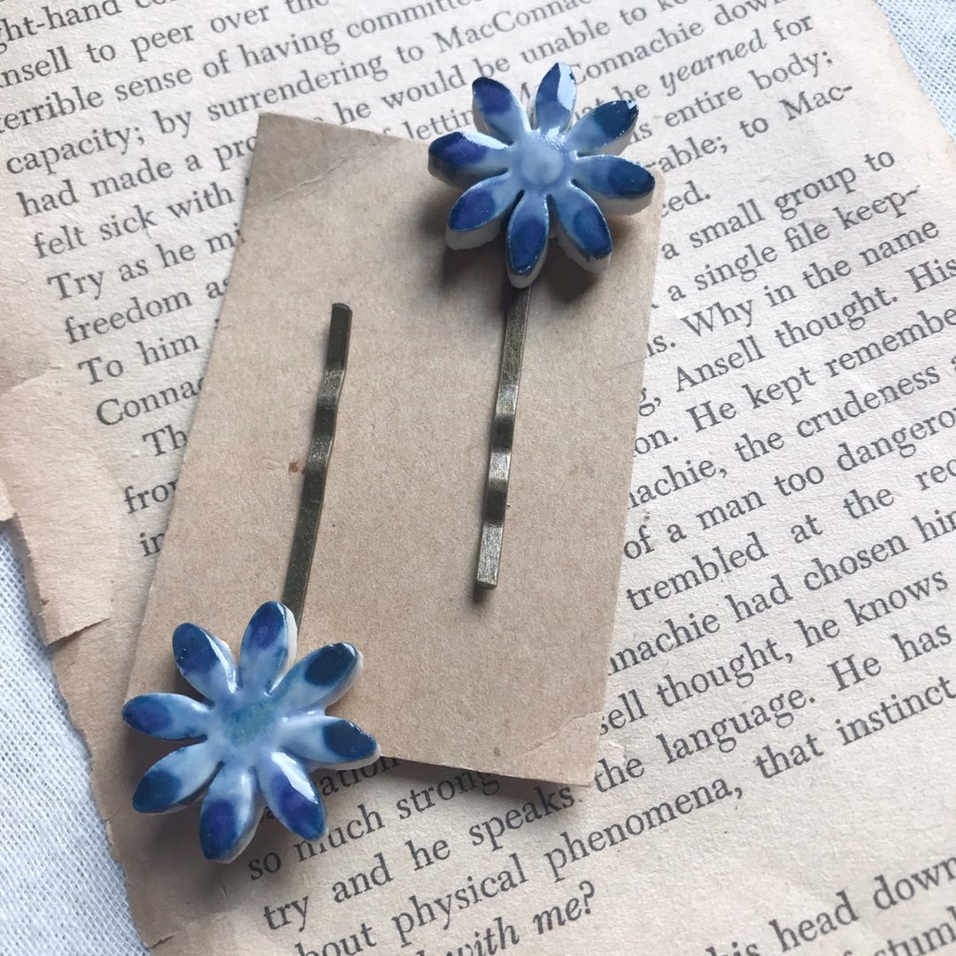 Flower Ceramic Hair Clip - 发饰 - 陶 蓝色