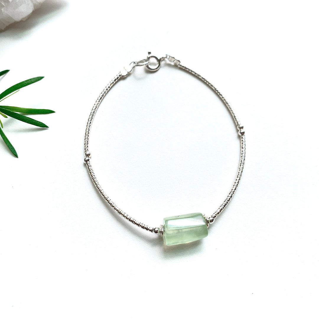 Ops Prehnite Sliver Bead -葡萄石/纯银/手链/礼物/银管/浅绿色 - 手链/手环 - 纯银 绿色