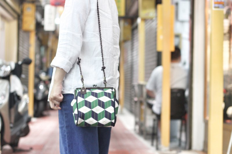 几何滚边斜背包 - 侧背包/斜挎包 - 棉．麻 绿色