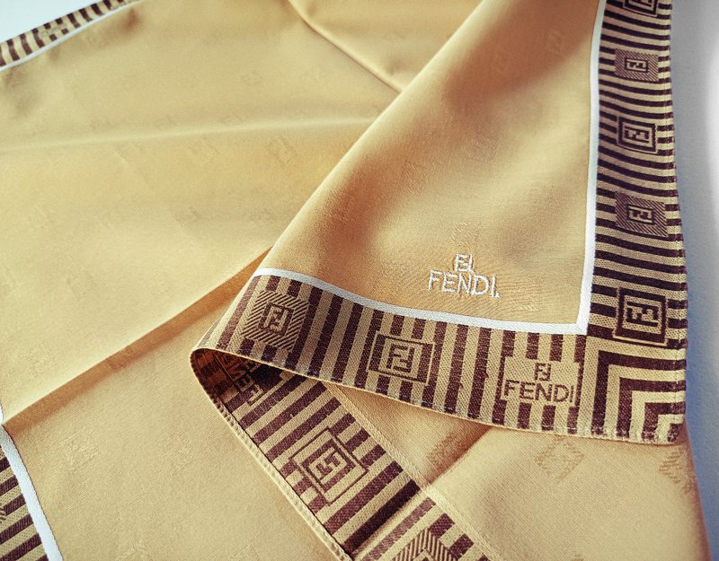 Fendi 复古手帕 棕色口袋巾 19 x 18.5 英寸 - 手帕/方巾 - 棉．麻 咖啡色