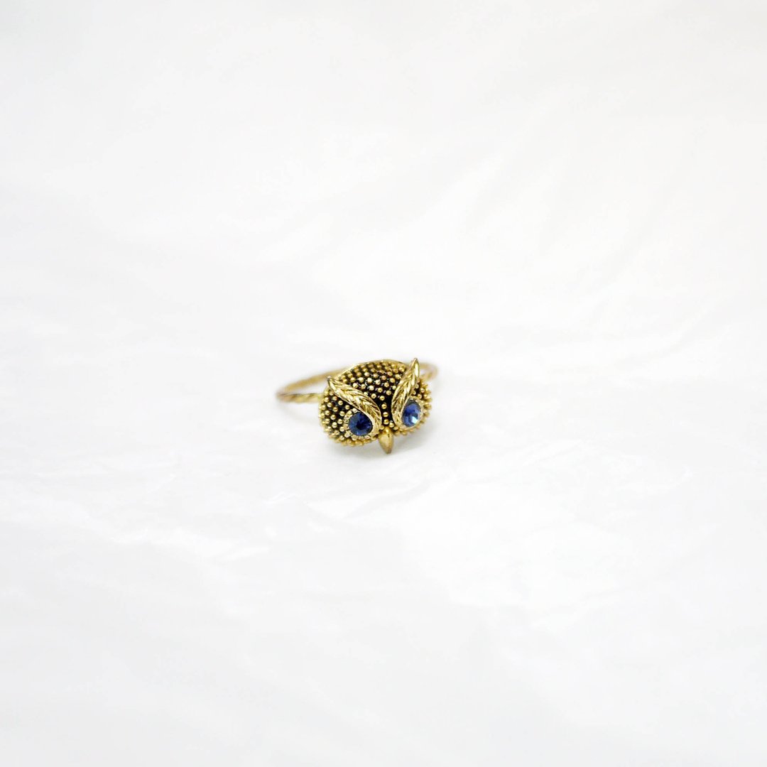 【福利品】细致猫头鹰蓝眼戒 - 戒指 - 其他金属 蓝色