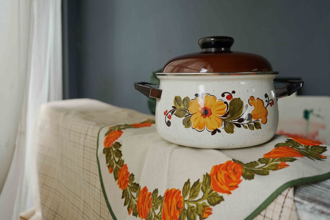 日本杂货-昭和时代全新品  丸菱MARUBISHI 白色花朵珐琅两手锅 - 锅具/烤盘 - 珐琅 白色