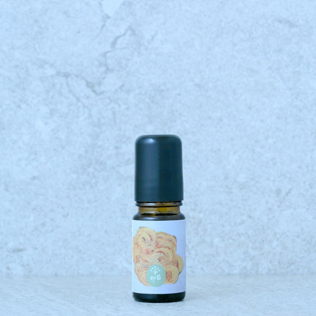 小凰人Oil - 第三脉轮 5ml - 阿育吠陀 太阳神经丛 精油滚珠瓶 - 身体护肤/按摩油 - 植物．花 透明