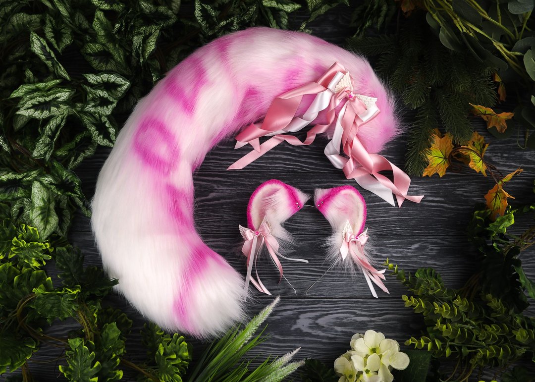 Pink Snow Leopard Ears and Tail Set Faux Fur Ears and Tail Set - 发饰 - 其他人造纤维 粉红色
