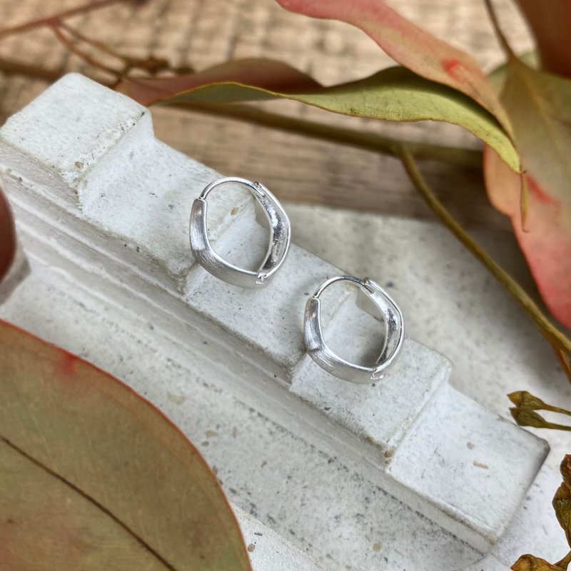 纯银耳环 / 切面 - 耳环/耳夹 - 纯银 银色