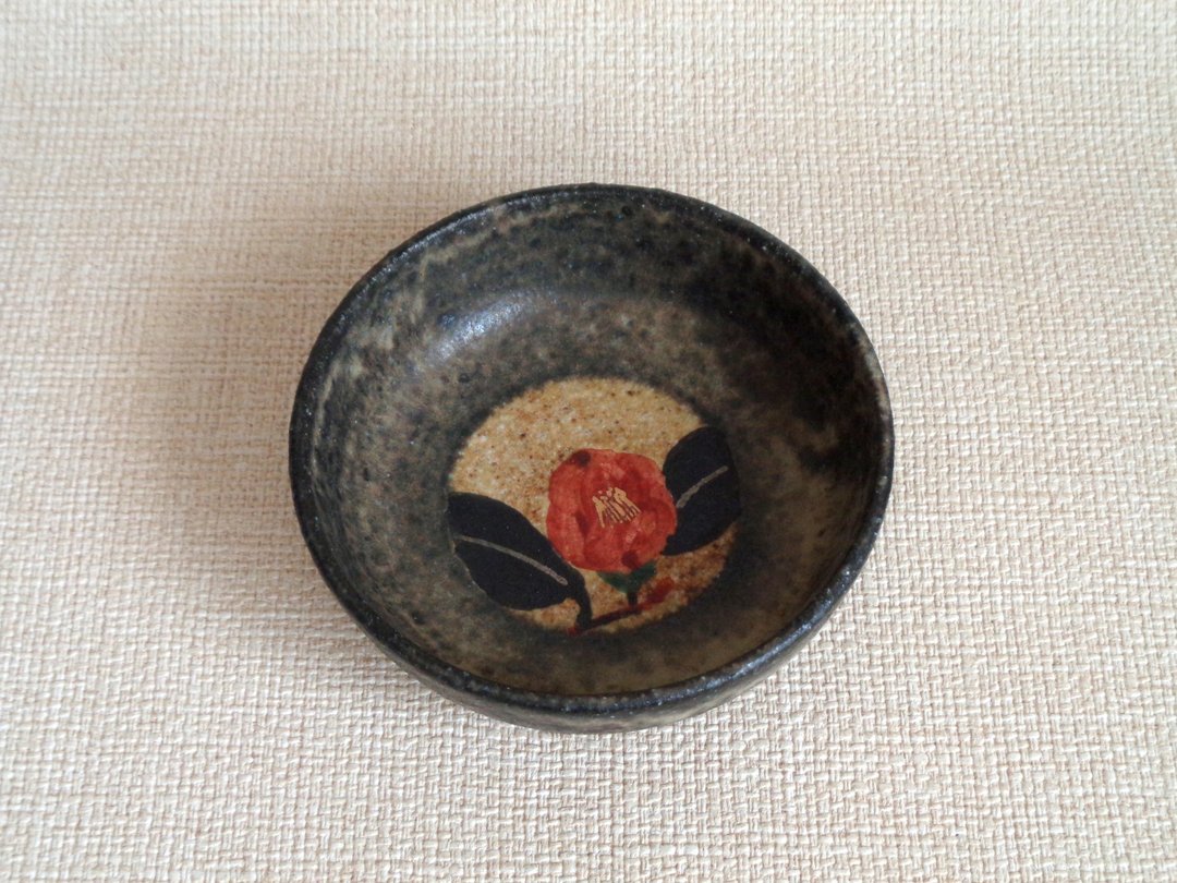 浅钵 金银彩红山茶花 d - 碗 - 陶 黑色