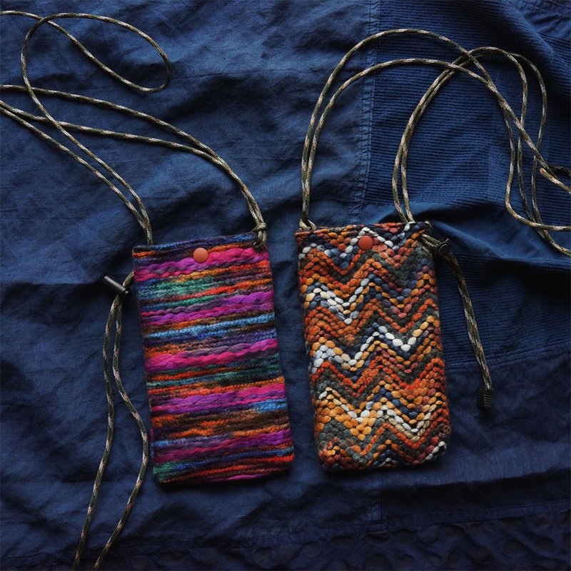 彩色立體毛絨感拼色面料 背帶可調節 手機包單肩斜背包 - 侧背包/斜挎包 - 羊毛 紫色