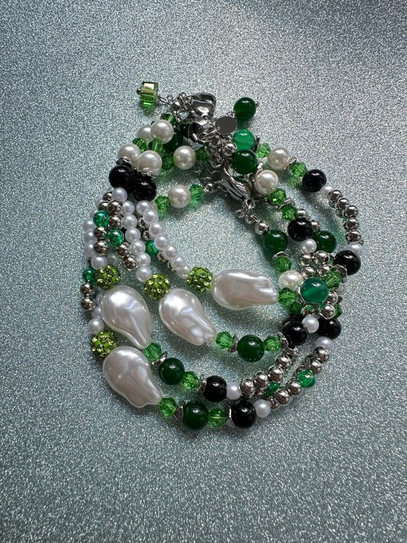 【新年礼物】绿色 水晶 金属珍珠 定制串珠手链| 配饰 吊饰 y2k - 手链/手环 - 其他金属 绿色